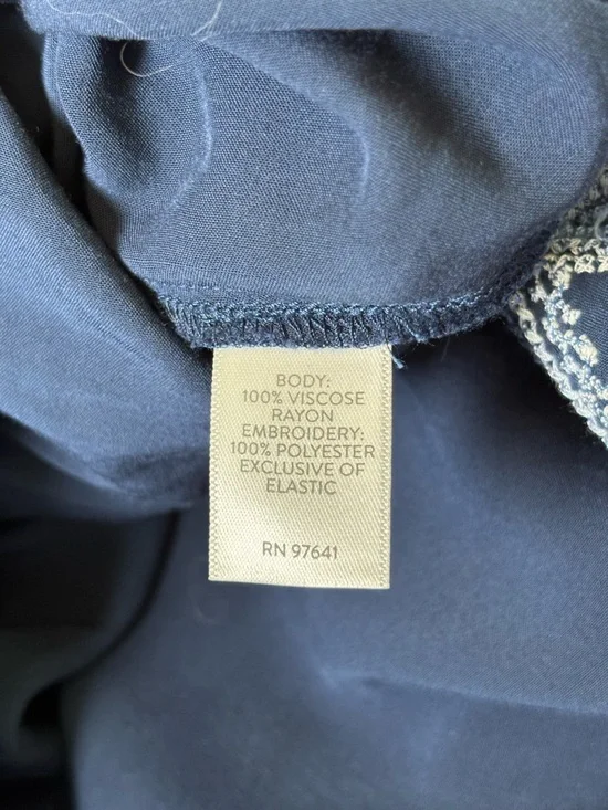 J. Jill Sleeveless Navy Embroidered Midi Dress Women’s XLP - Picture 8 of 9